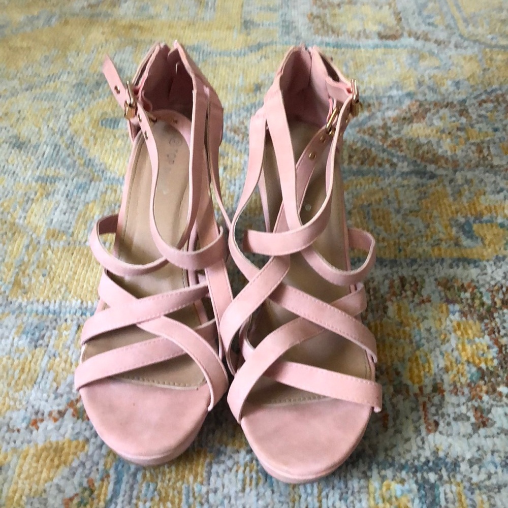 Too moda pink wedges